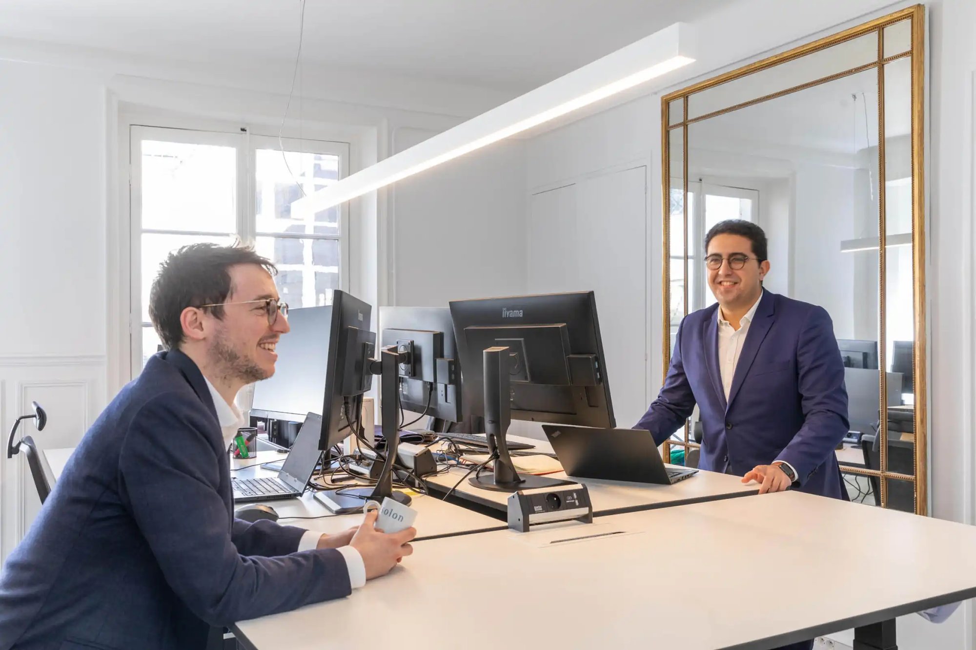 altman_solon_consultants_working_in_paris_office